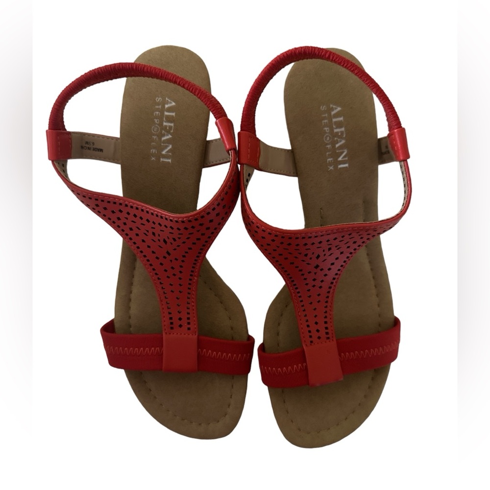 Alfani Womens Vacanzaa 2 Faux Leather T-Strap Wedge Sandals